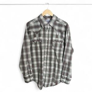 VTG Rockmount Ranch Wear Gray Plaid Shirt Diamond Snap Western Cowboy Shirt